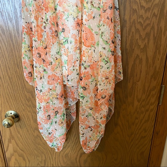 Body Central Strapless Floral Dress - Picture 4 of 8